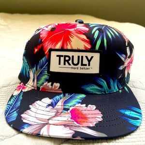 Truly multicolor tropical SnapBack hat never been worn
